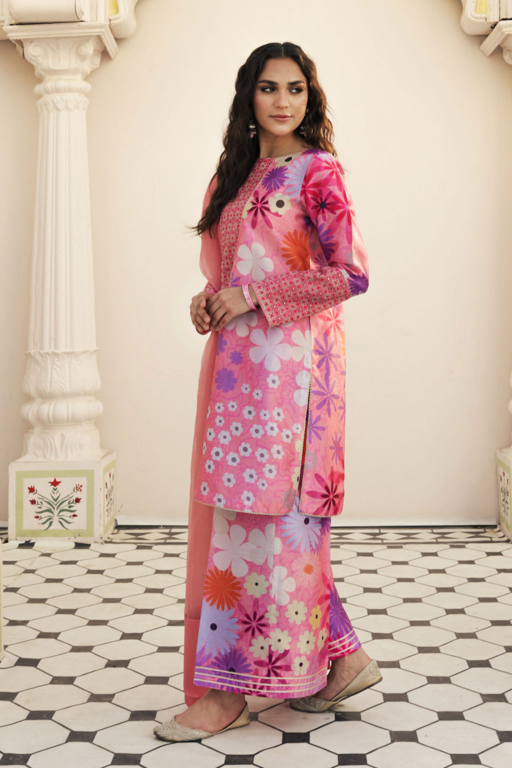Gulabi Bahar