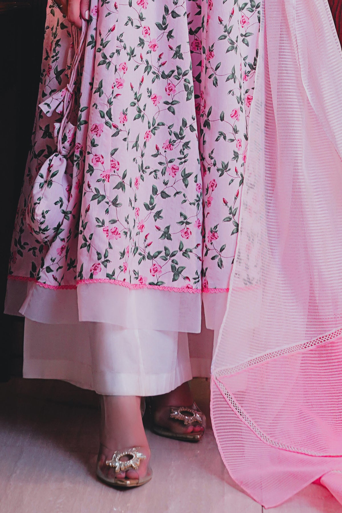 OFF WHITE SHARARA