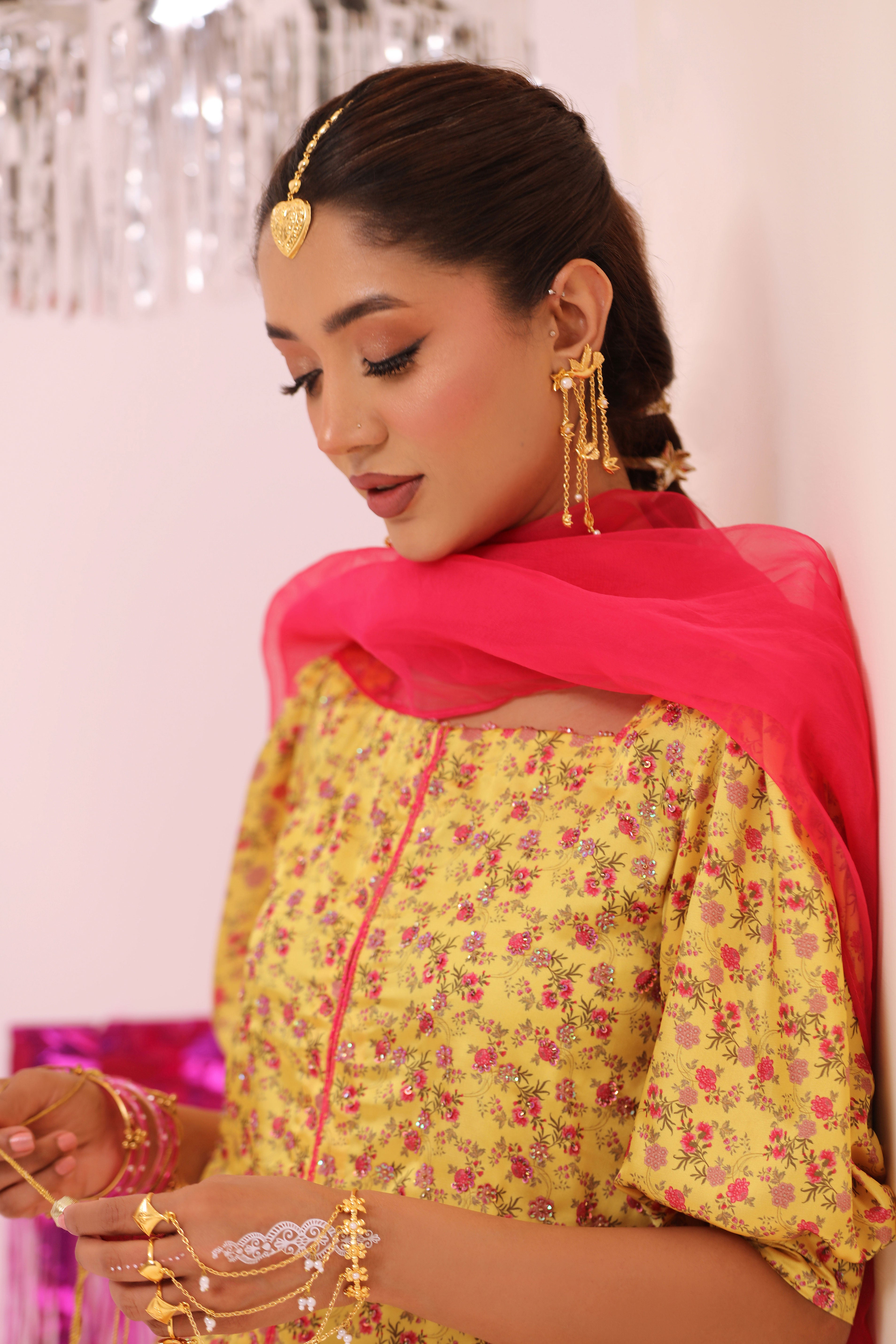 Zareen – e – Taloo