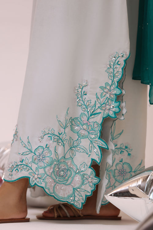 Arghab – e – Gulab