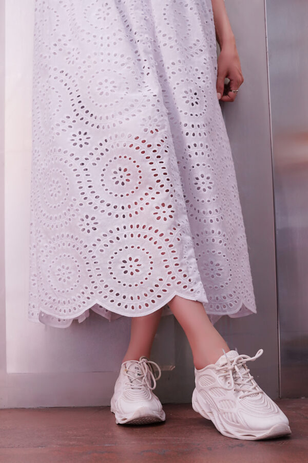 ICE WHITE